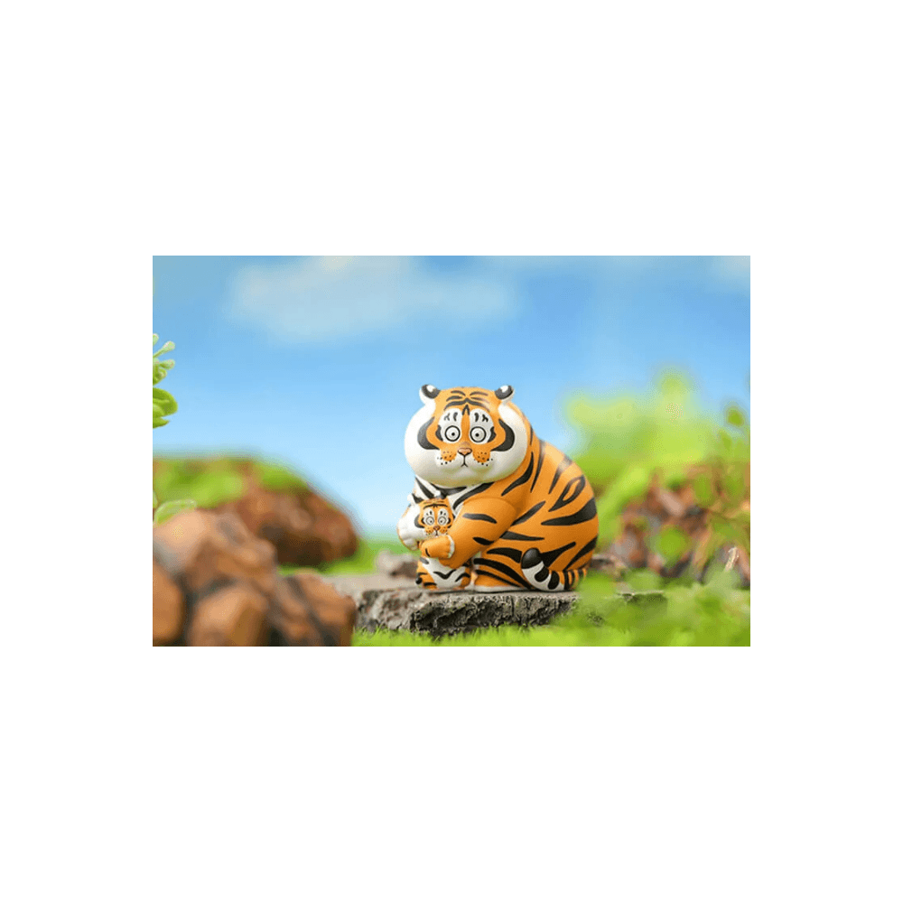 Panghu Fat Tiger and Baby Open Box