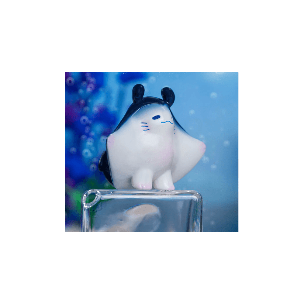 Penny's Box Manta Ray Limited Figure - Choose your favourite!