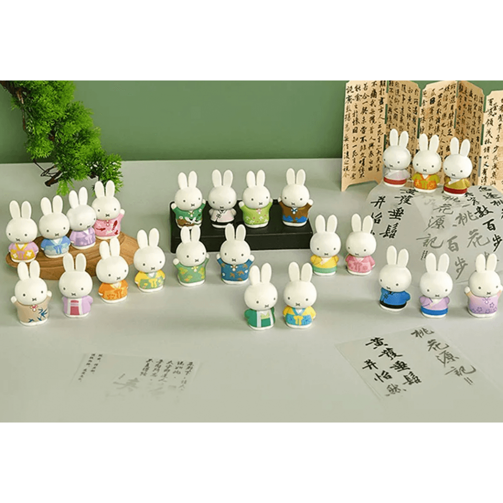 Miffy Classic Style Collectable 3xMini Figure Blind Box