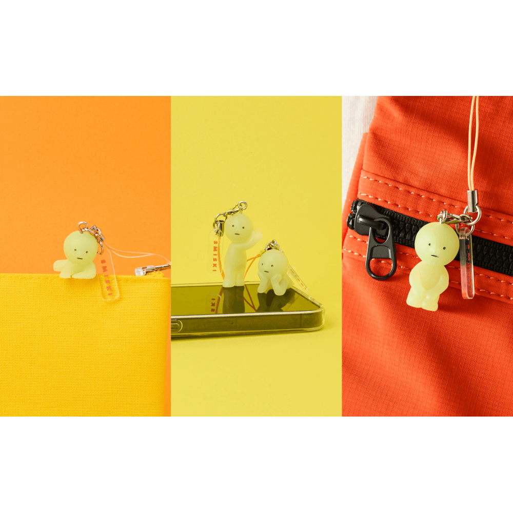 Smiski Capsule SERIES 2 - mini figure keyring capsule from Dreams.